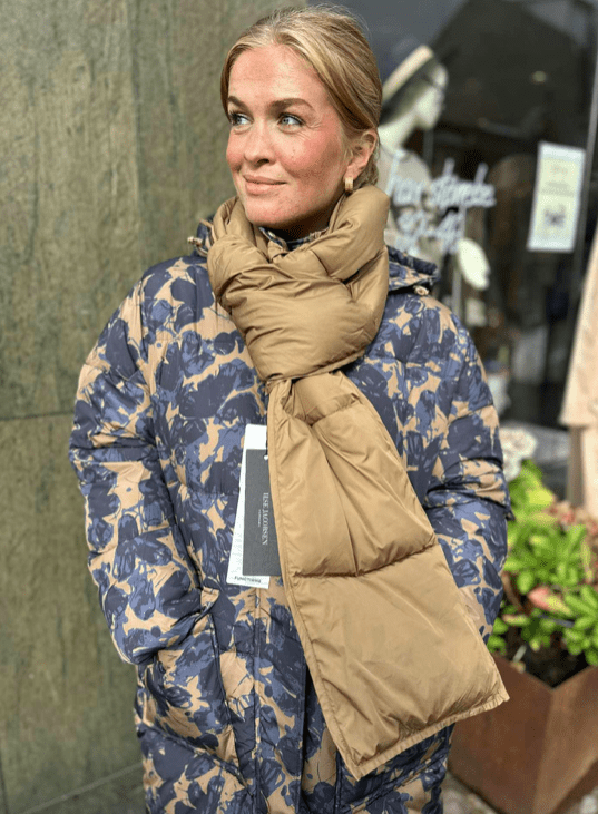 Skærmbillede 2026-09-14 kl. 15.55.12 Ilse Jacobsen - Padded scarf - Billede 1
